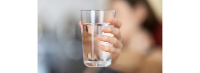 5. Mantente Hidratado: El Agua es Esencial para tu Salud Inmunológica
