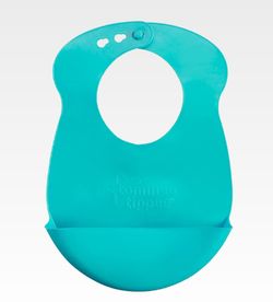 Tommee Tippee Babero Roll N Go +6m